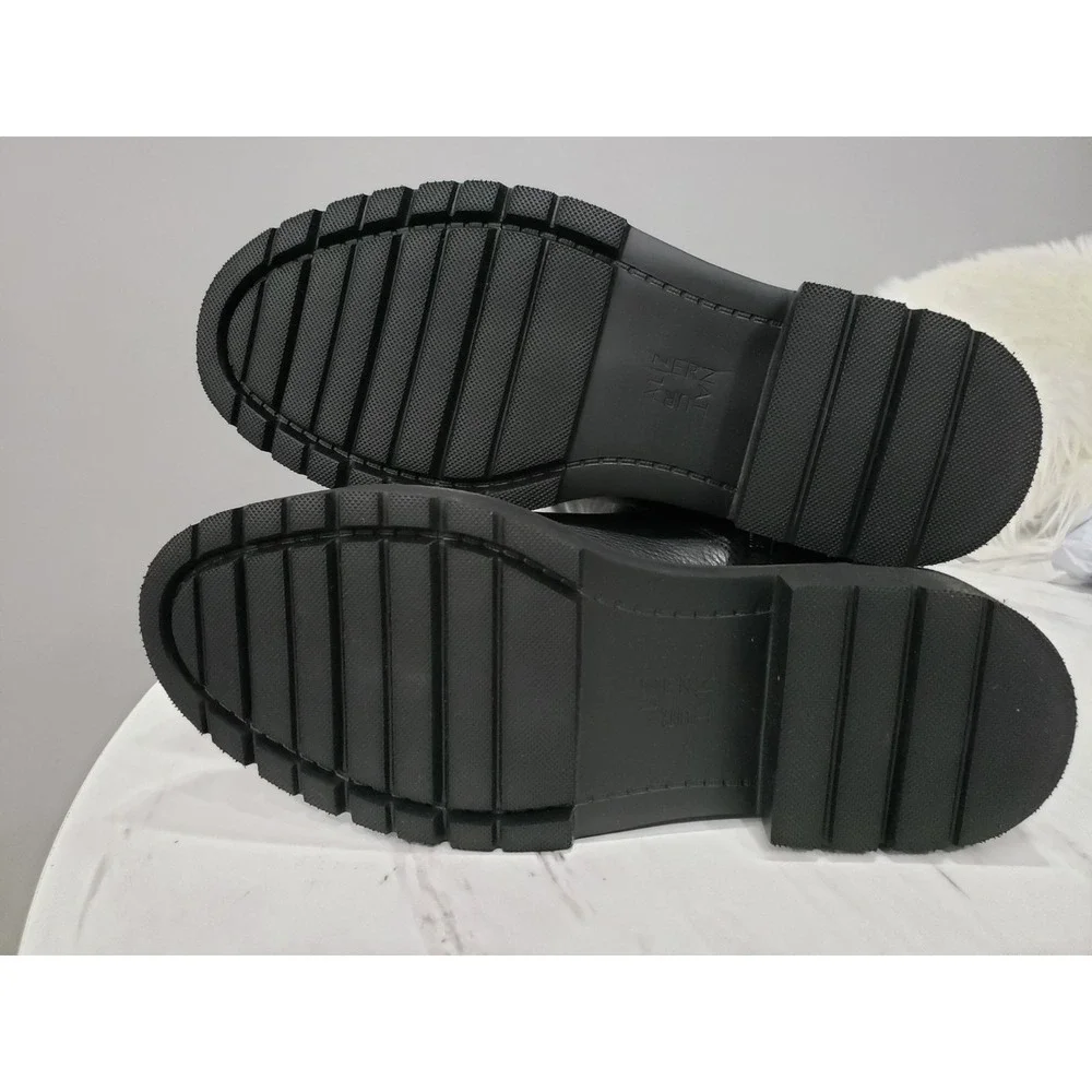 Naturalizer shoes are